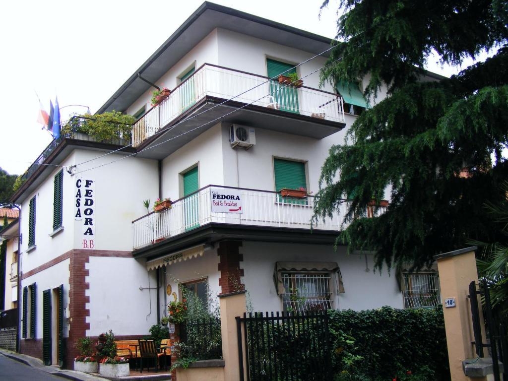 مونتيكاتيني تيرمي B&B Casa Fedora المظهر الخارجي الصورة